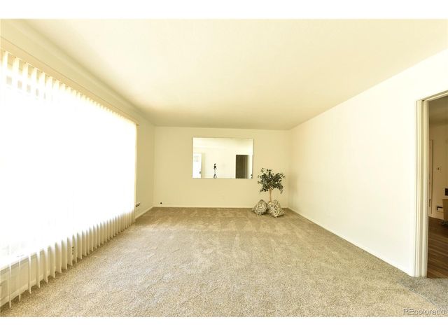 1120 Horseshoe Dr, Pueblo, CO 81001