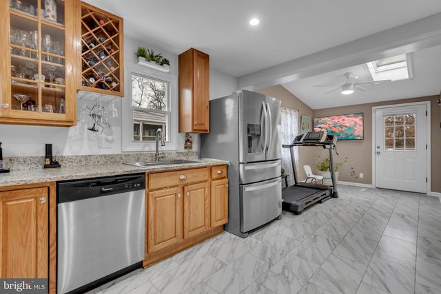 9707 53RD AVE, College Park, MD 20740