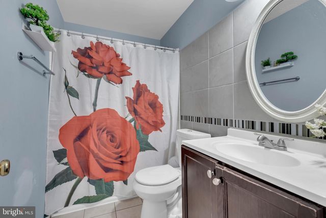 9707 53RD AVE, College Park, MD 20740