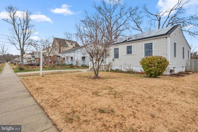 9707 53RD AVE, College Park, MD 20740