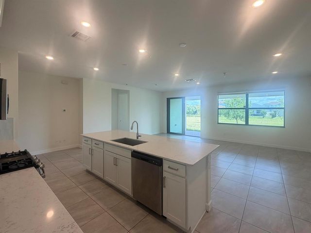 19667 Rugged Trunk Trail, Loxahatchee, FL 33470