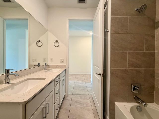 19667 Rugged Trunk Trail, Loxahatchee, FL 33470
