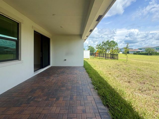 19667 Rugged Trunk Trail, Loxahatchee, FL 33470