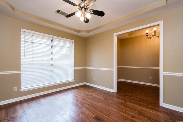 26 Blue Mountian Drive, Maumelle, AR 72213