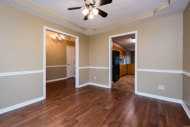 26 Blue Mountian Drive, Maumelle, AR 72213