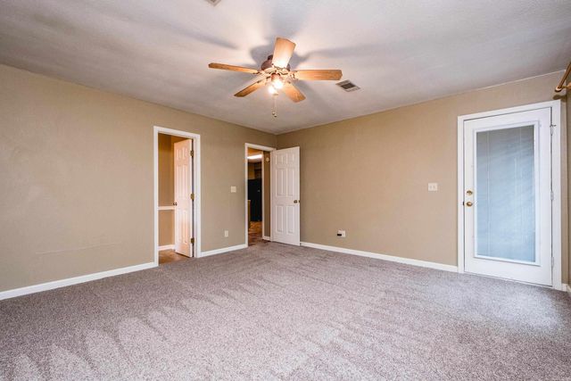 26 Blue Mountian Drive, Maumelle, AR 72213