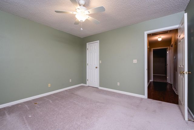 26 Blue Mountian Drive, Maumelle, AR 72213