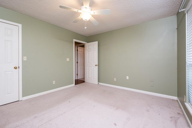 26 Blue Mountian Drive, Maumelle, AR 72213