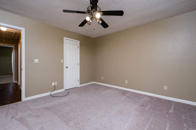 26 Blue Mountian Drive, Maumelle, AR 72213