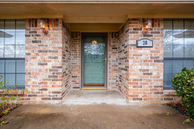 26 Blue Mountian Drive, Maumelle, AR 72213