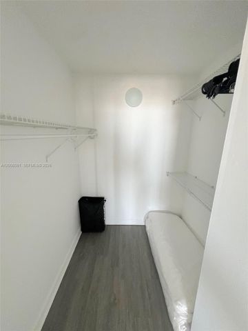 1800 Collins Ave 15B, Miami Beach, FL 33139