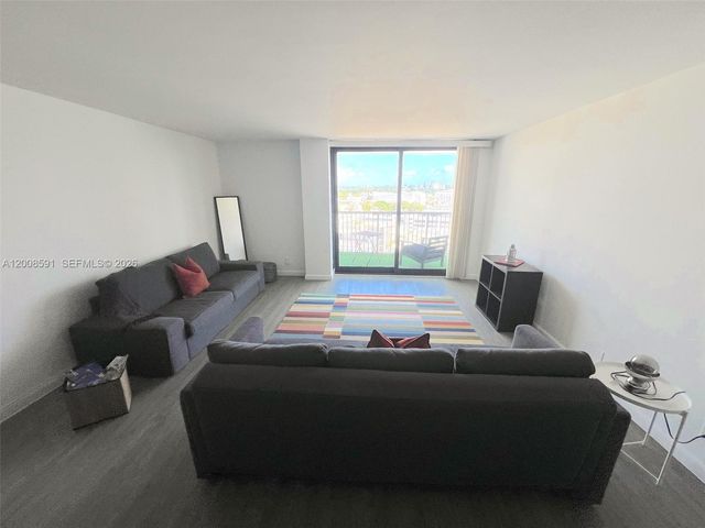 1800 Collins Ave 15B, Miami Beach, FL 33139