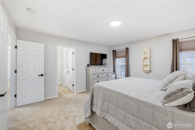 5607 79th Avenue NE, Marysville, WA 98270