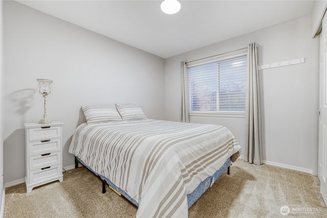 5607 79th Avenue NE, Marysville, WA 98270