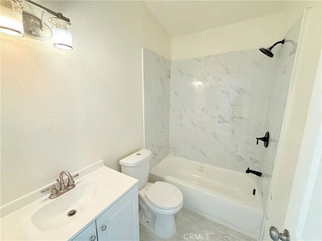 11975 Barbet, Phelan, CA 92371