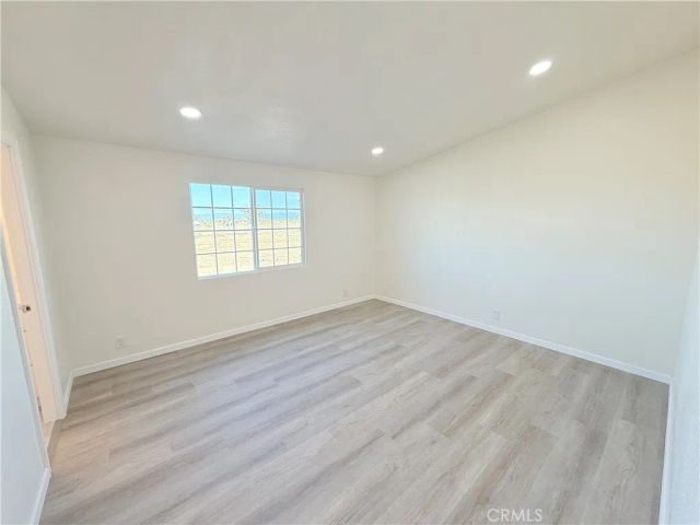 11975 Barbet, Phelan, CA 92371