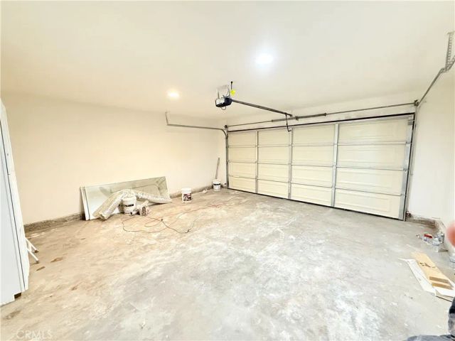 11975 Barbet, Phelan, CA 92371