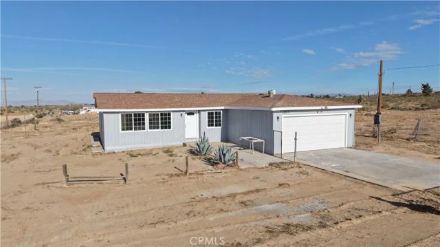 11975 Barbet, Phelan, CA 92371