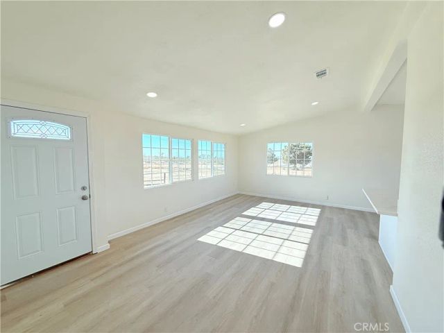 11975 Barbet, Phelan, CA 92371