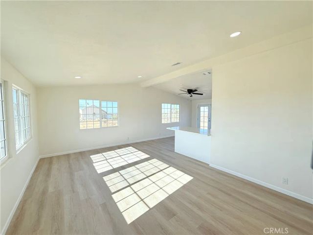 11975 Barbet, Phelan, CA 92371