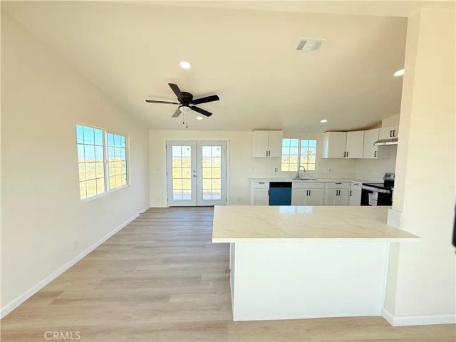 11975 Barbet, Phelan, CA 92371