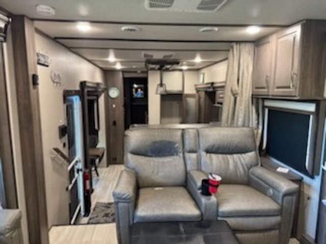 4288 VZ County Road 3213, Wills Point, TX 75169