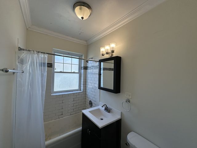 918 Green Bay Road 3C, Winnetka, IL 60093