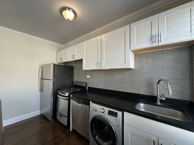 918 Green Bay Road 3C, Winnetka, IL 60093