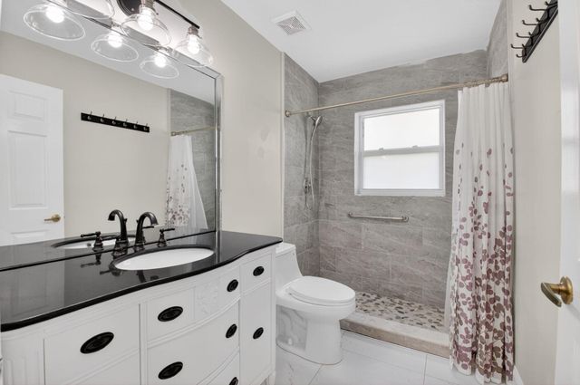 6738 Sun River Road, Boynton Beach, FL 33437