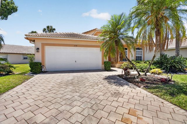6738 Sun River Road, Boynton Beach, FL 33437