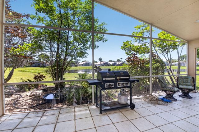 6738 Sun River Road, Boynton Beach, FL 33437