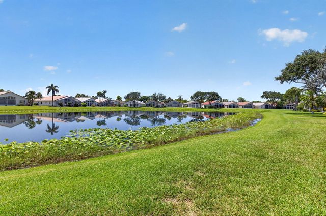 6738 Sun River Road, Boynton Beach, FL 33437