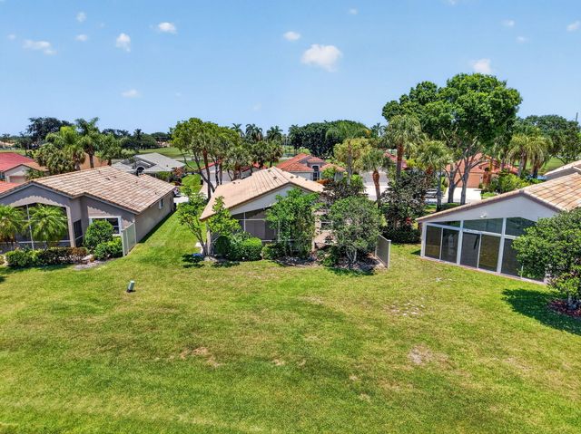 6738 Sun River Road, Boynton Beach, FL 33437