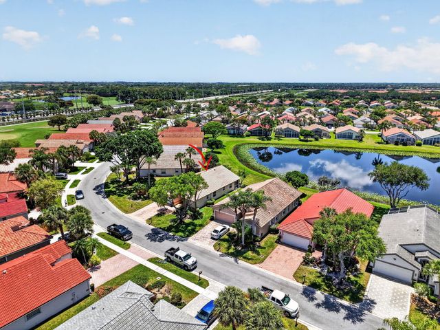 6738 Sun River Road, Boynton Beach, FL 33437