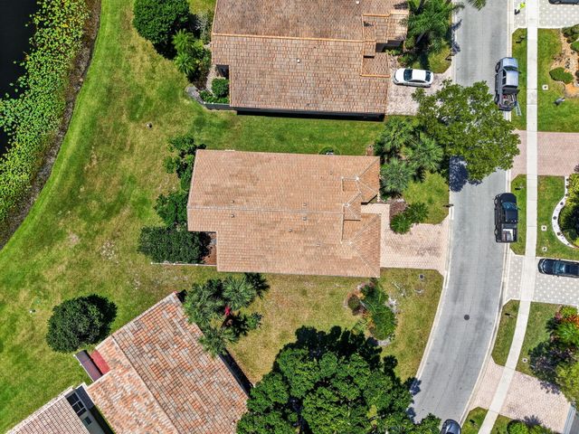 6738 Sun River Road, Boynton Beach, FL 33437