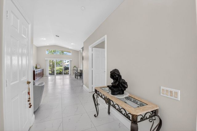 6738 Sun River Road, Boynton Beach, FL 33437