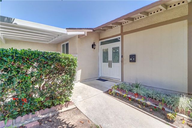 703 Avenida Sevilla D, Laguna Woods, CA 92637