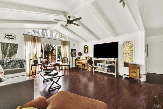 620 Walnut Ave, Vacaville, CA 95688