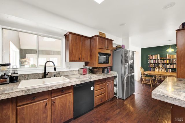 620 Walnut Ave, Vacaville, CA 95688