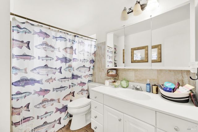 620 Walnut Ave, Vacaville, CA 95688