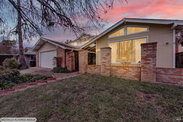 620 Walnut Ave, Vacaville, CA 95688