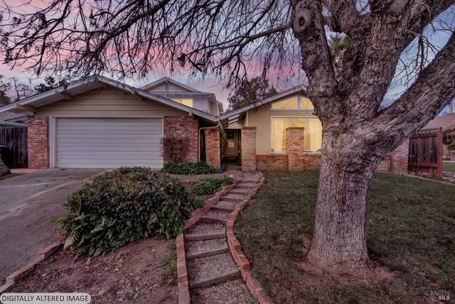 620 Walnut Ave, Vacaville, CA 95688