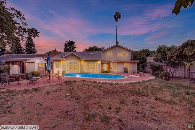 620 Walnut Ave, Vacaville, CA 95688