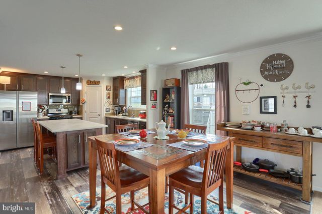 19 EGRET DR, Hanover, PA 17331