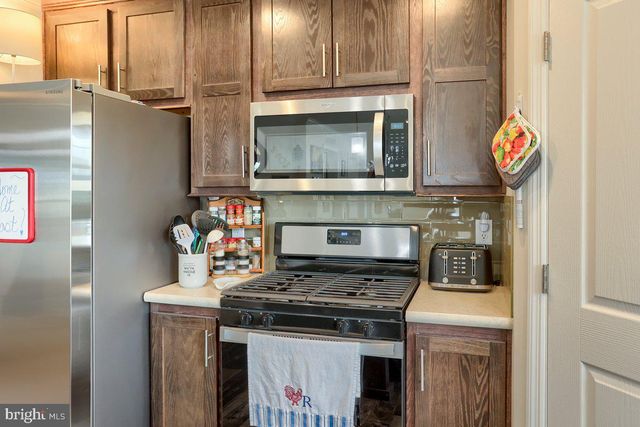 19 EGRET DR, Hanover, PA 17331