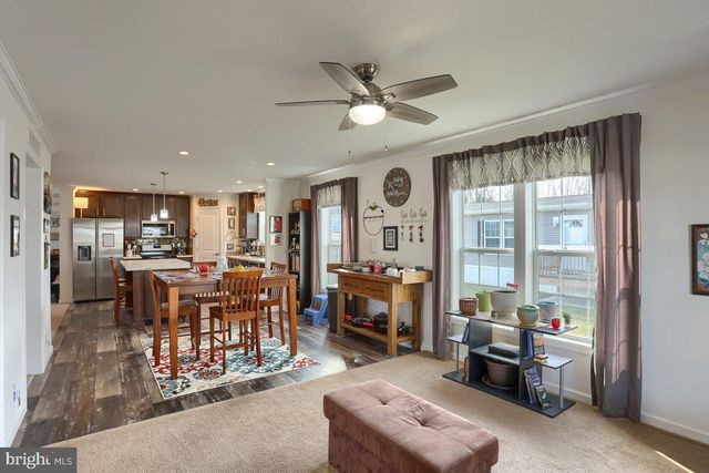 19 EGRET DR, Hanover, PA 17331