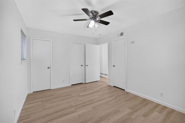 2210 Sycamore Drive, Arlington, TX 76013