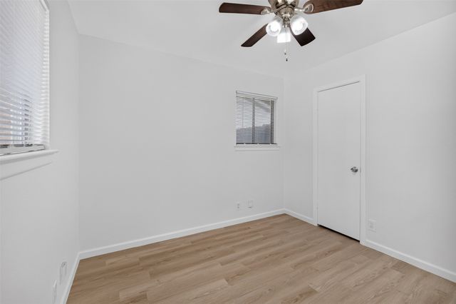 2210 Sycamore Drive, Arlington, TX 76013