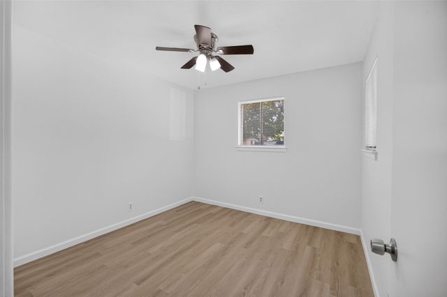 2210 Sycamore Drive, Arlington, TX 76013