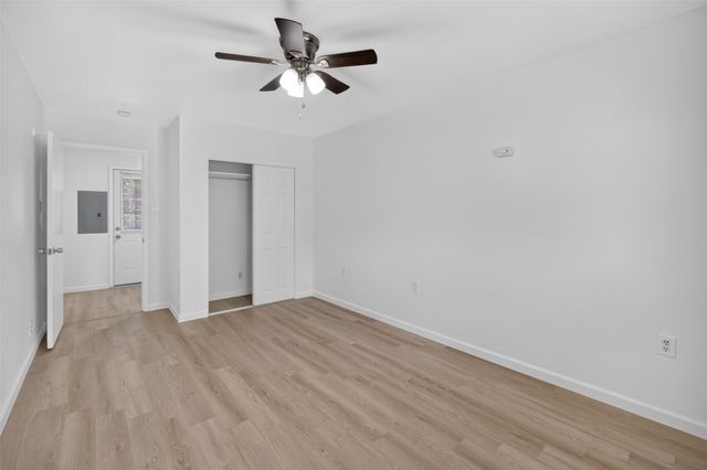 2210 Sycamore Drive, Arlington, TX 76013